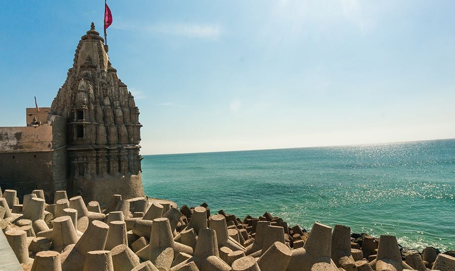 places to visit near dwarka delhi