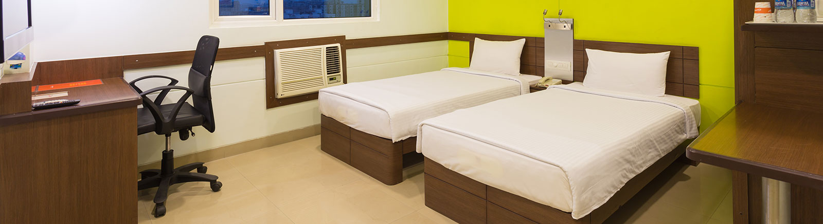 ginger hotel noida sector 63 contact number near noida